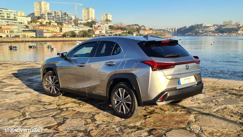 Lexus UX 300e Premium+TAE - 4