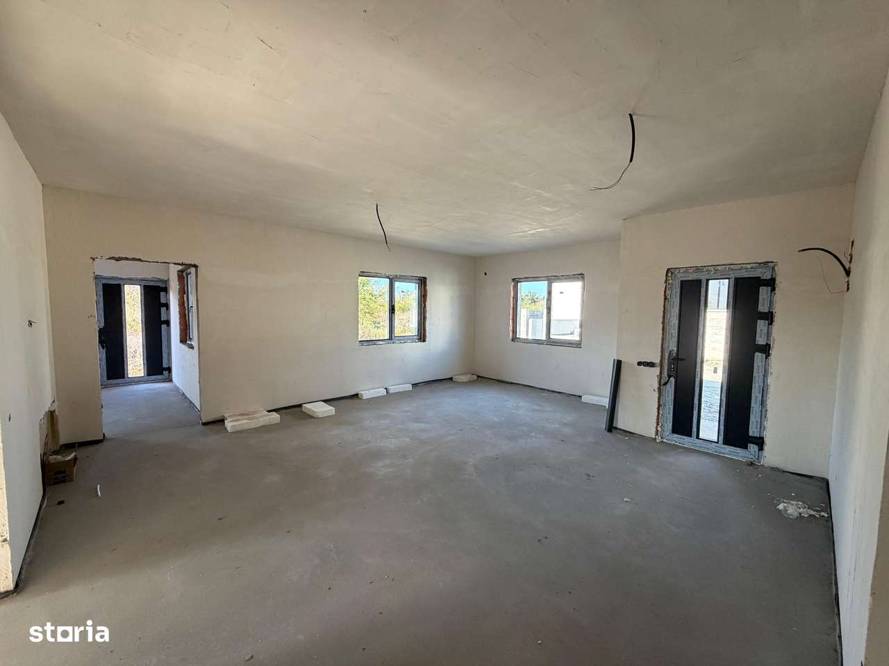 FARA COMISIOANE casa 4 camere 2 bai incalzire pardoseala curent 380v-8