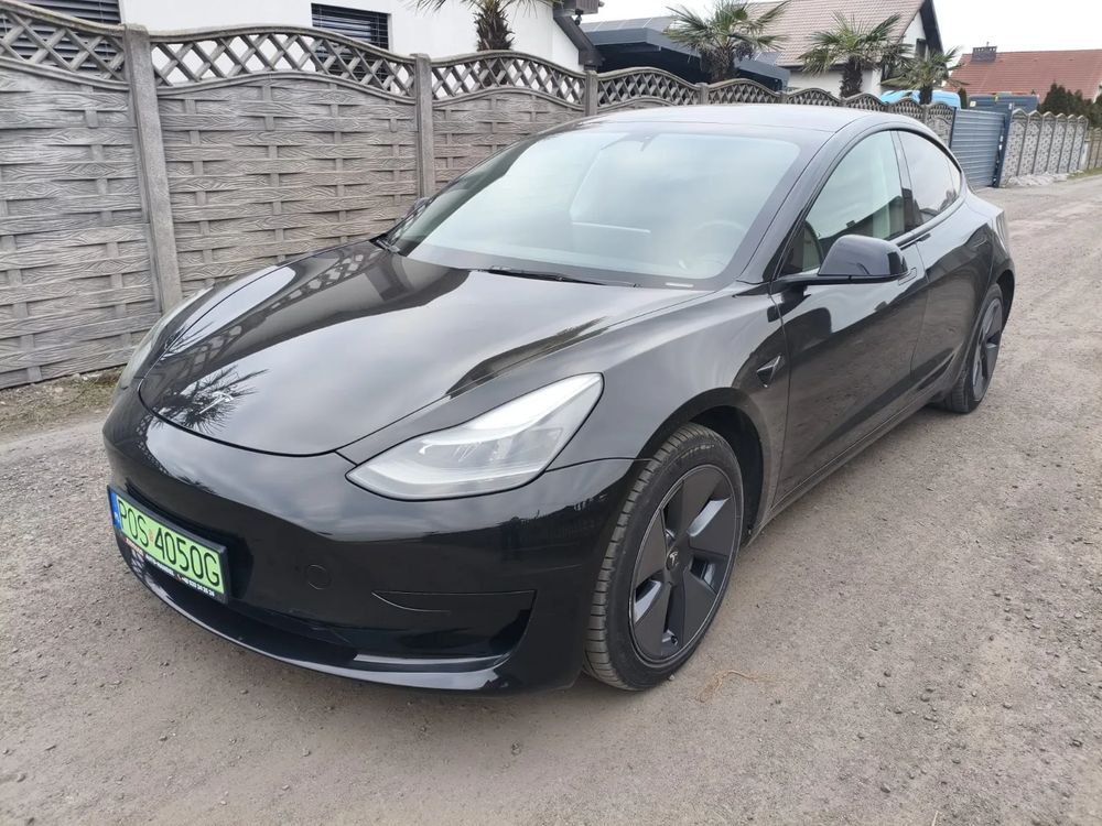 Tesla Model 3 2023