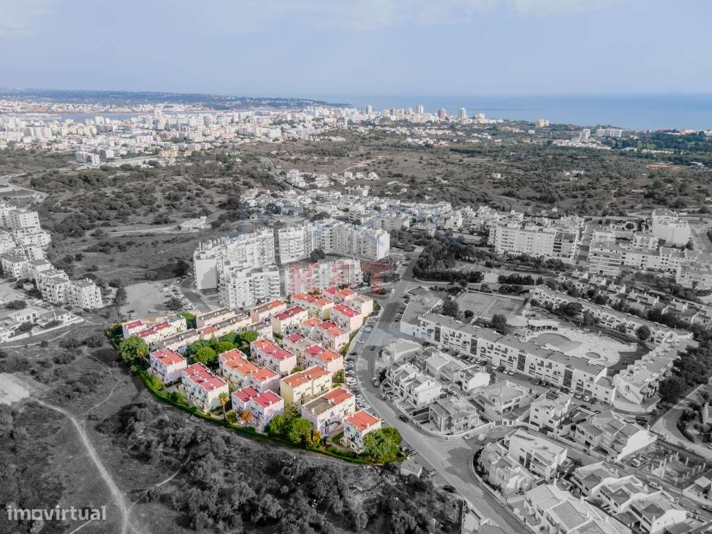 T3 renovado nos Jardins da Bemposta-31