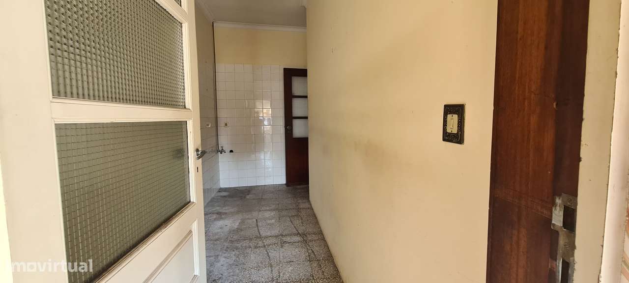 1230_01 Moradia garagem e espaço comercial no Centro de Vila do Conde-6