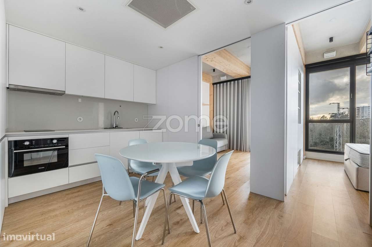 Apartamento T0 junto à Universidade do Minho em Azurém, Guimarães - Grande imagem: 2/21