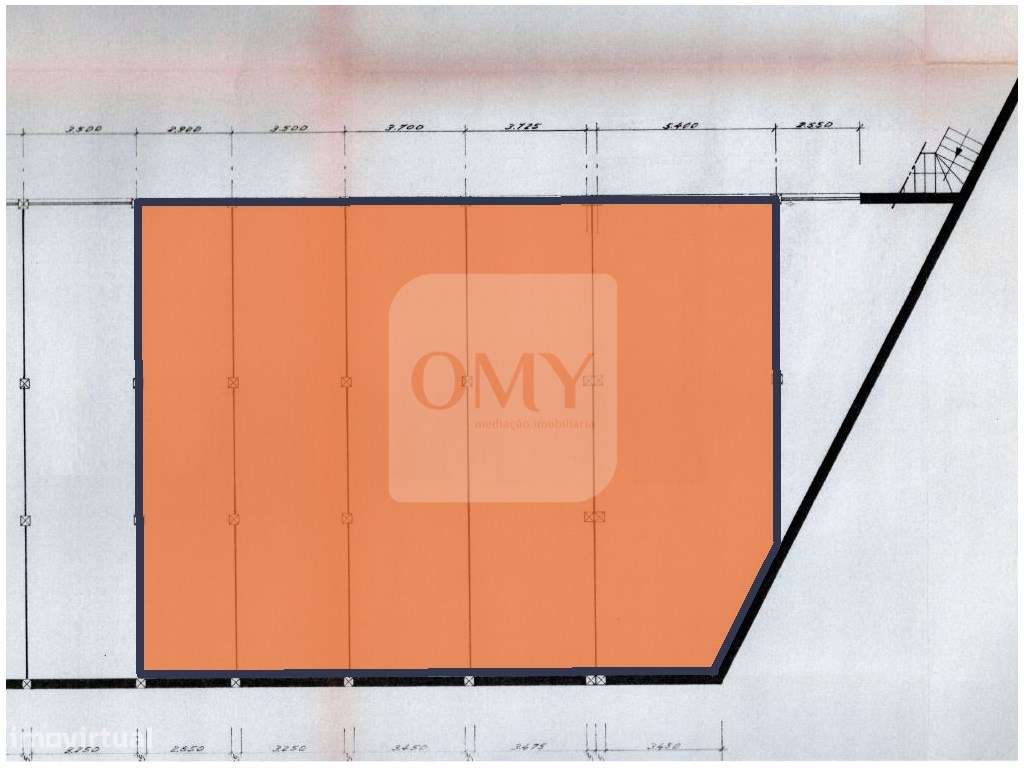 Armazém com 291,33 m2 ao Nosso Shoping em Vila Real - Grande imagem: 4/6