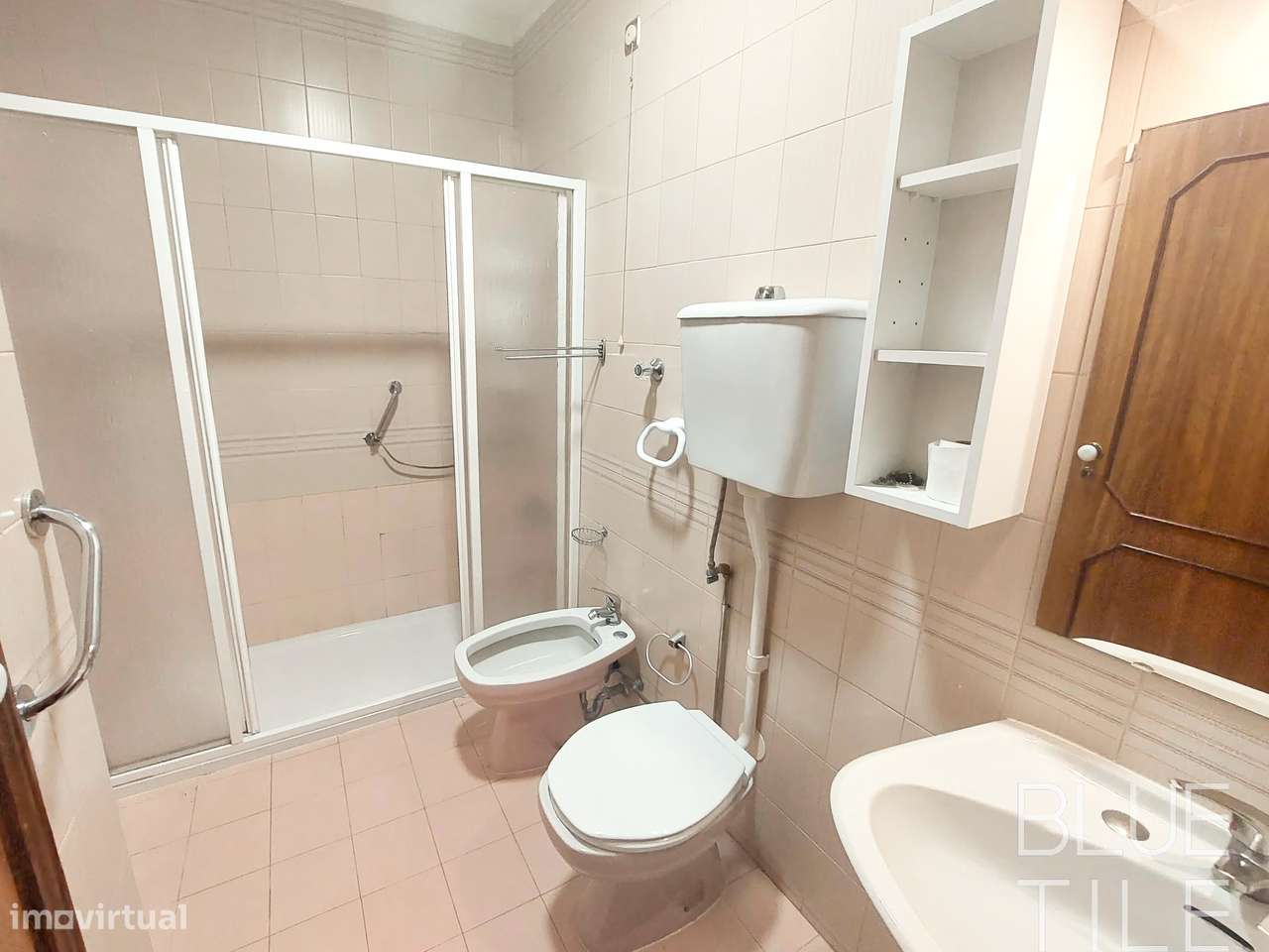 Apartamento T4 em Serpa Pinto-31