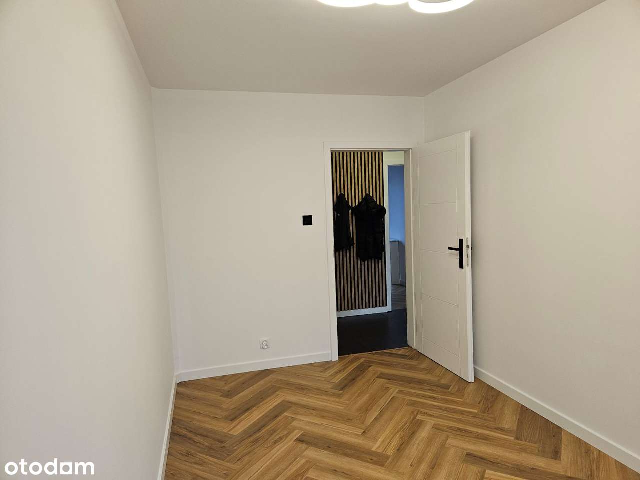 Doskonała lokalizacja Niezależny układ-6