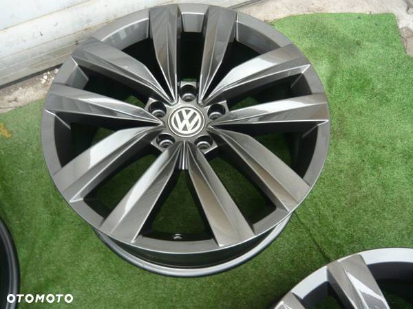 FELGI 18 VW ARTEON PASSAT GRAFIT 4SZT - 3