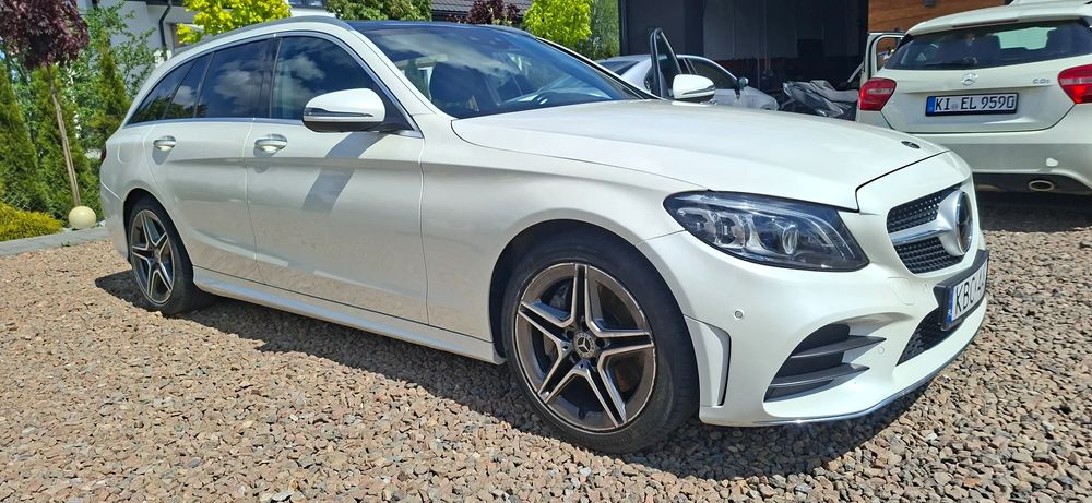 Mercedes-Benz C W205 300 d 4Matic 9G-TRONIC AMG Line 2019