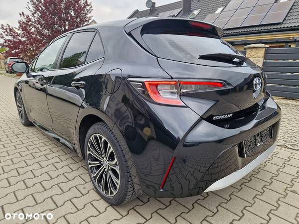 Toyota Corolla 1.8 Hybrid Comfort - 16