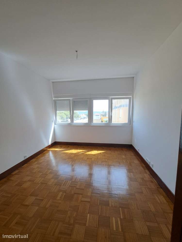 T2 Arrendamento Restelo - Grande imagem: 4/13