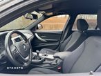 BMW Seria 3 318d DPF Touring - 9