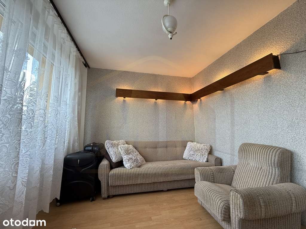 Przestronne mieszkanie w centrum Leszna-5