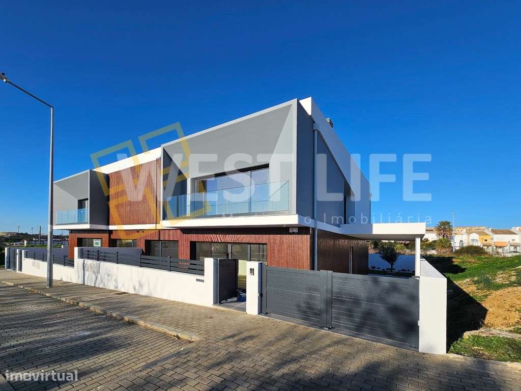 Arquitetura Contemporânea - NOVA - Moradia T4 com três suítes junto... - Grande imagem: 5/39