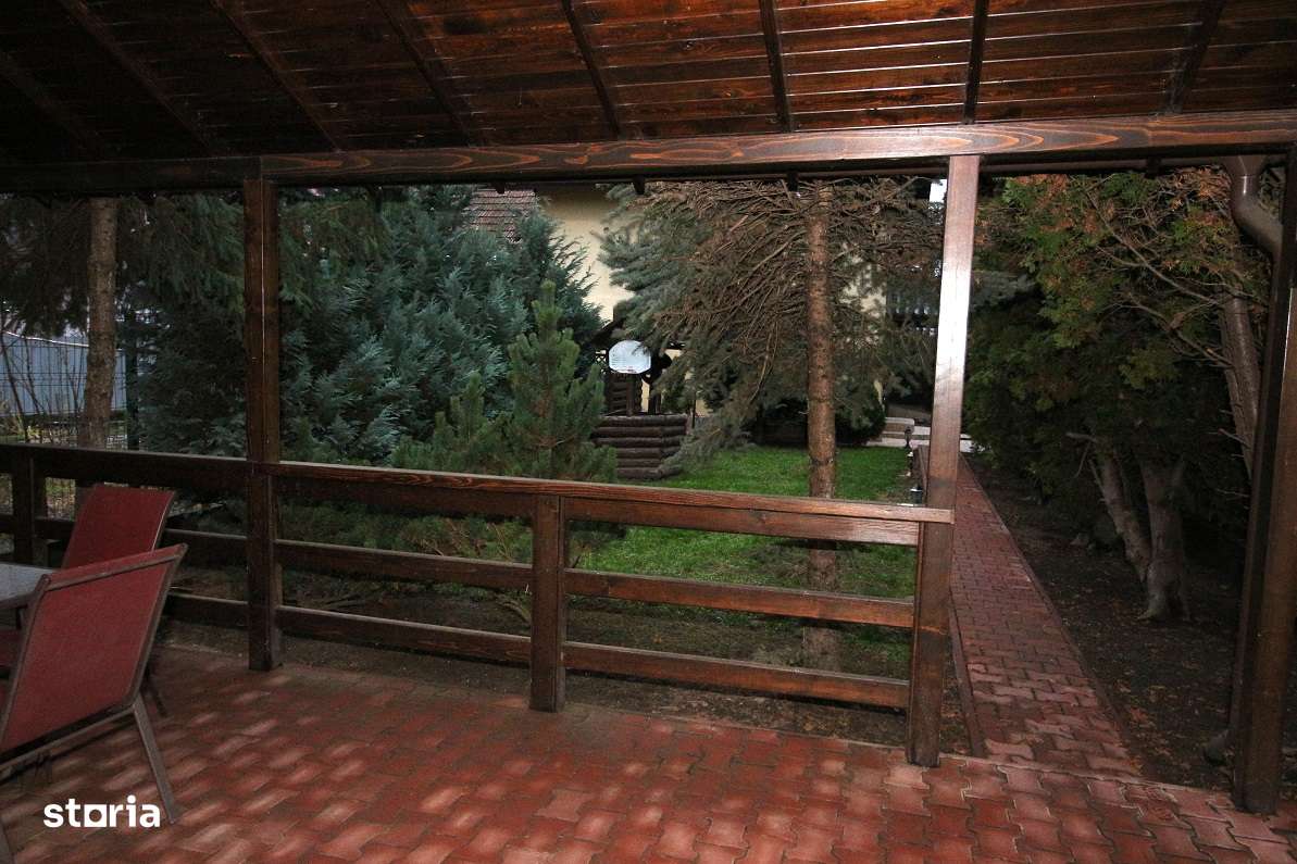 Casa Buhusi STRADAL ( str.LIBERTATII VIZAVI PETROM) Mobilat/Utilat - Imagine principală: 5/19