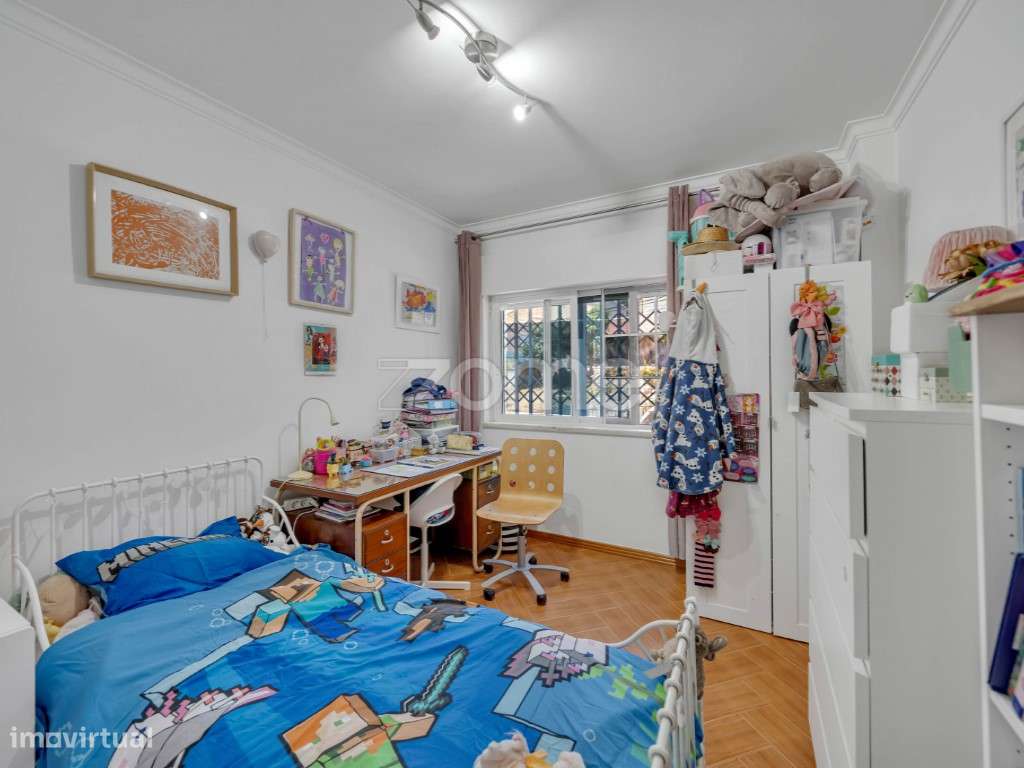 T3 com Terraço Privativo na Amadora-27