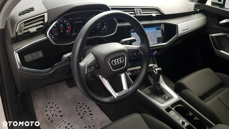 Audi Q3 40 TFSI Quattro S tronic - 16