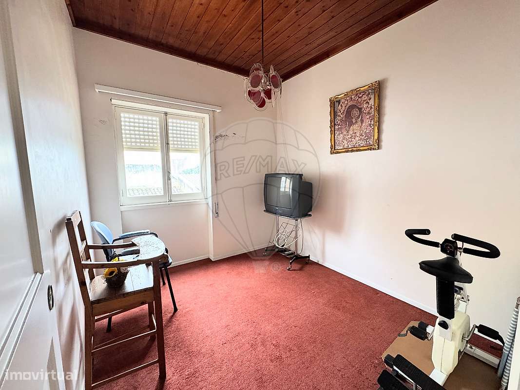 Moradia T5 para venda-9