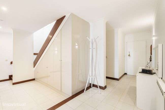 Moradia T3 de Gaveto, Marinhas – 2ª Linha de Mar-22