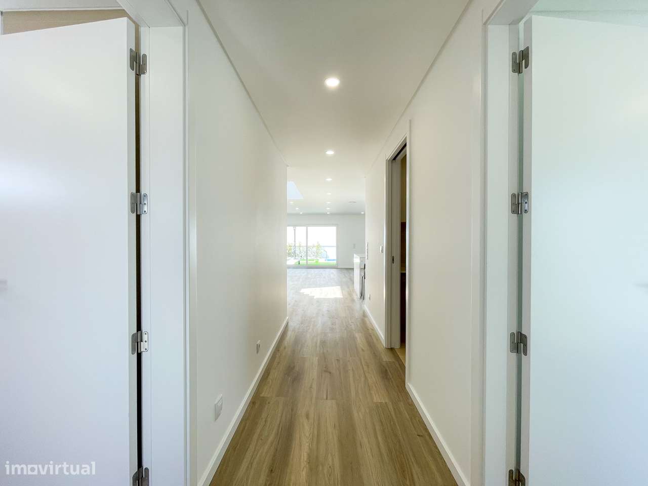 Moradia T4 com Piscina - Santa Iria de Azoia (Bairro da Salvação)-41