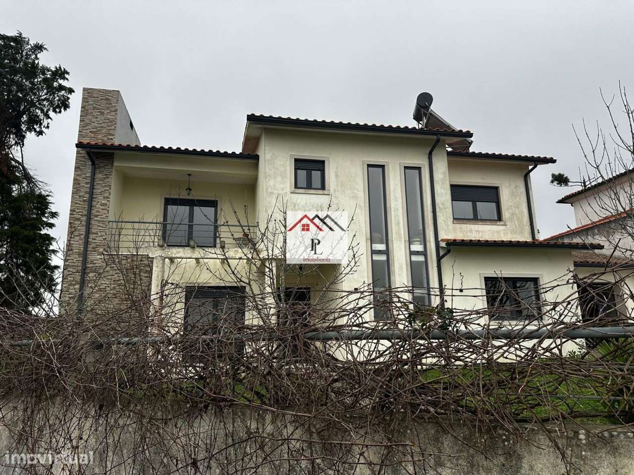 Moradia  T4 isolada inserida num lote de 700m2 em Penela  (V907MS)-7