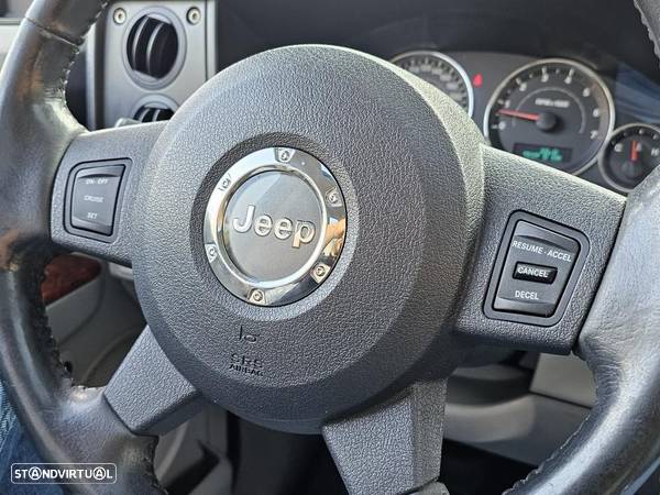 Jeep Commander 3.0 CRD - 11