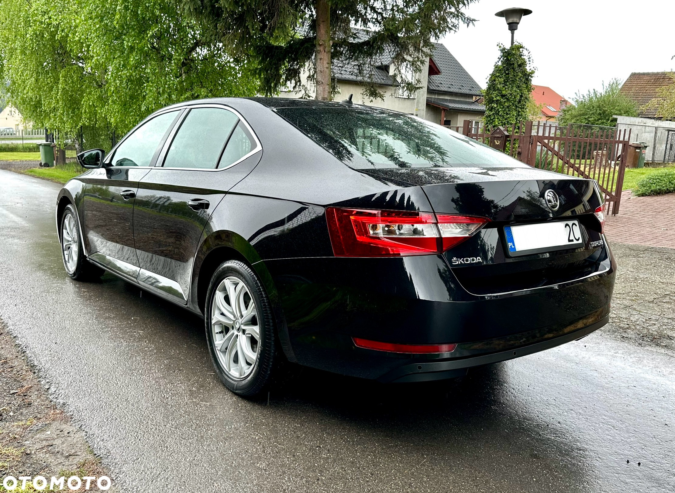 Skoda Superb 2.0 TDI Style - 9