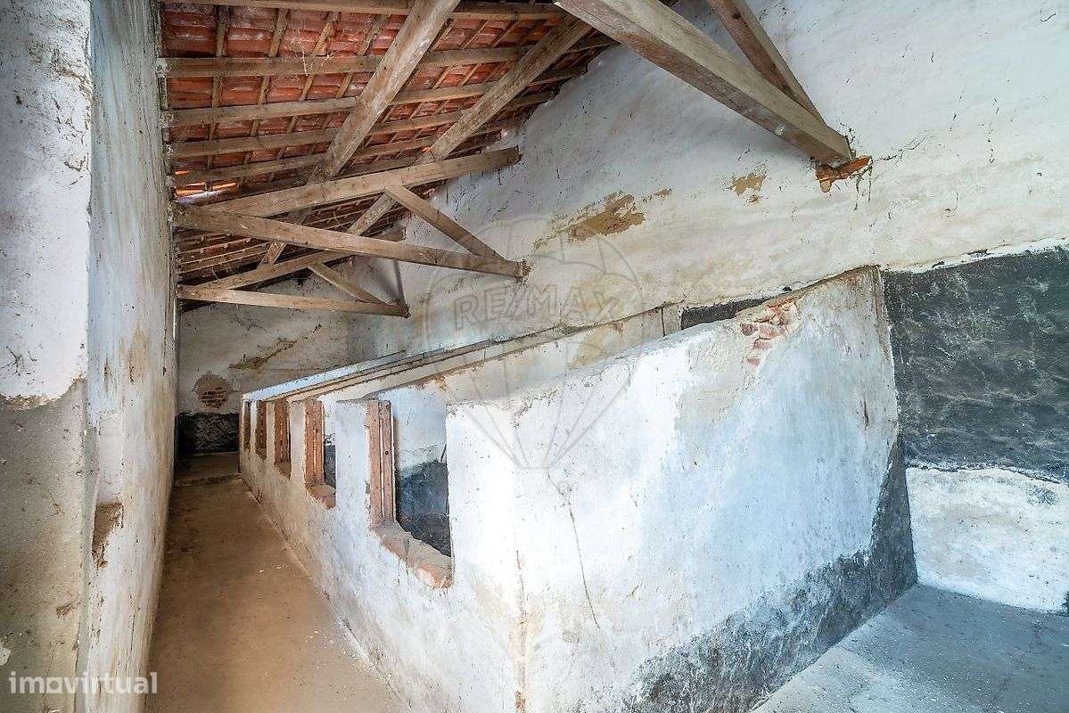 Moradia T4 para venda-28