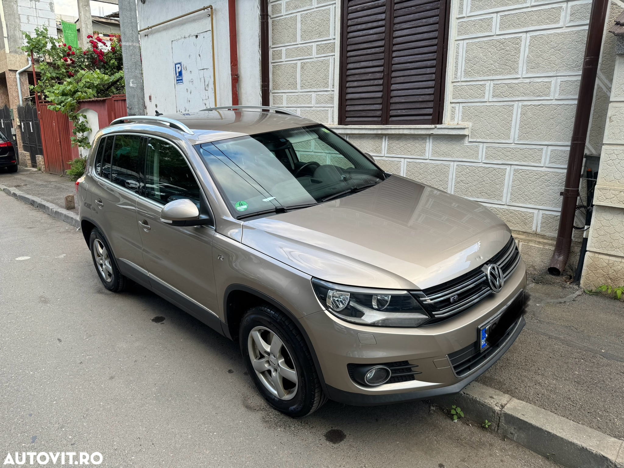 Volkswagen Tiguan 1.4 TSI BMT Sport&Style - 2