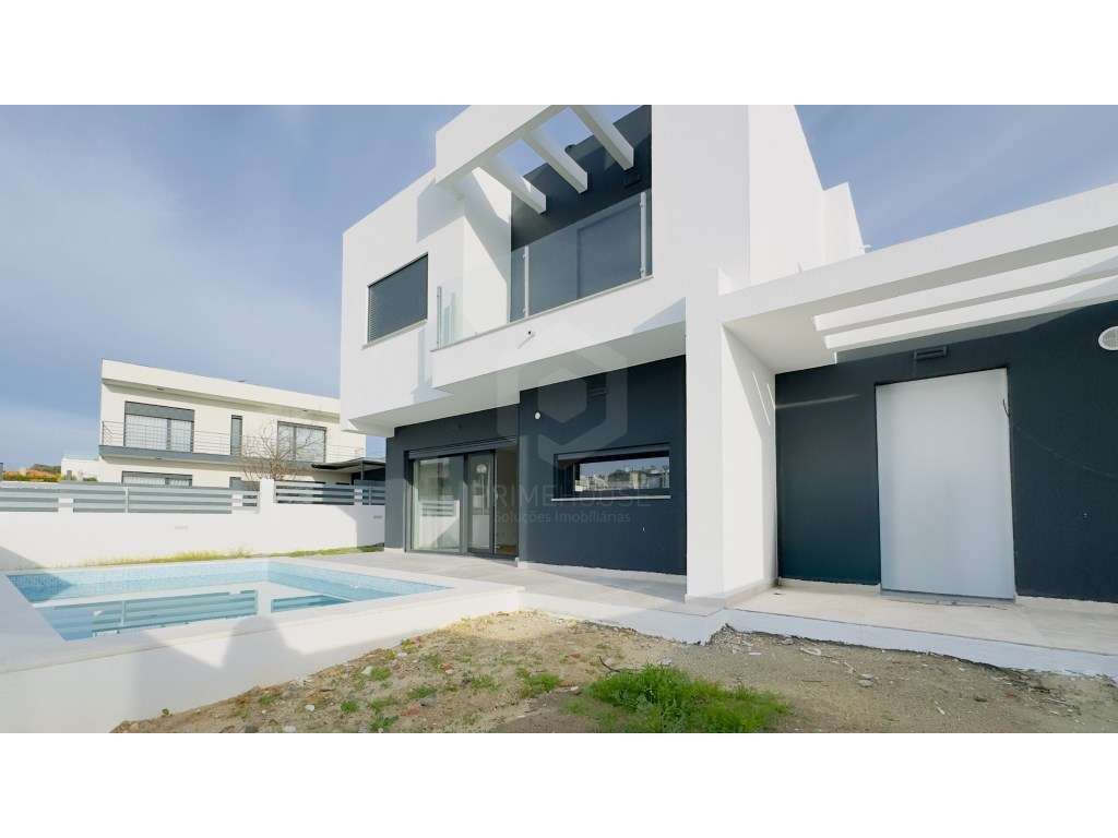 Moradia T4 com piscina - Quintinhas - Grande imagem: 4/49