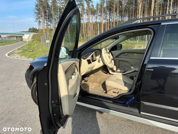 Volvo XC 70 - 12