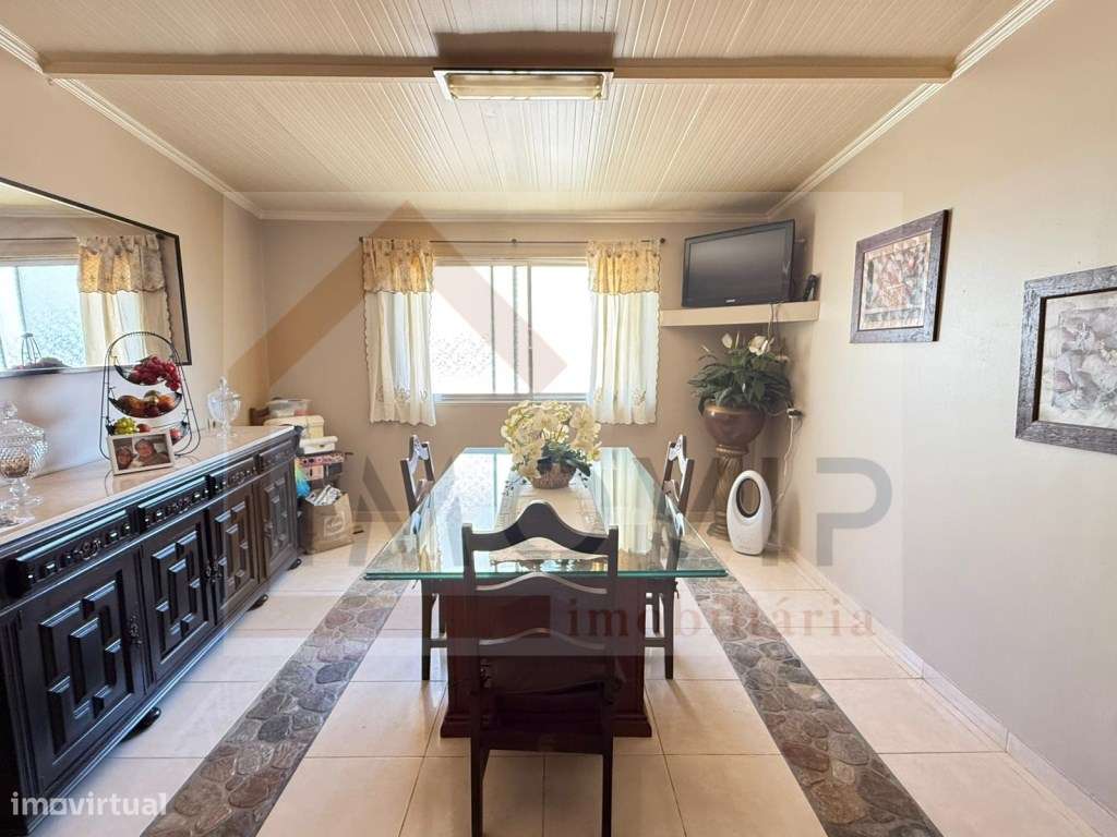 EXCELENTE OPORTUNIDADE T2 COM TERRAÇO - Grande imagem: 3/21