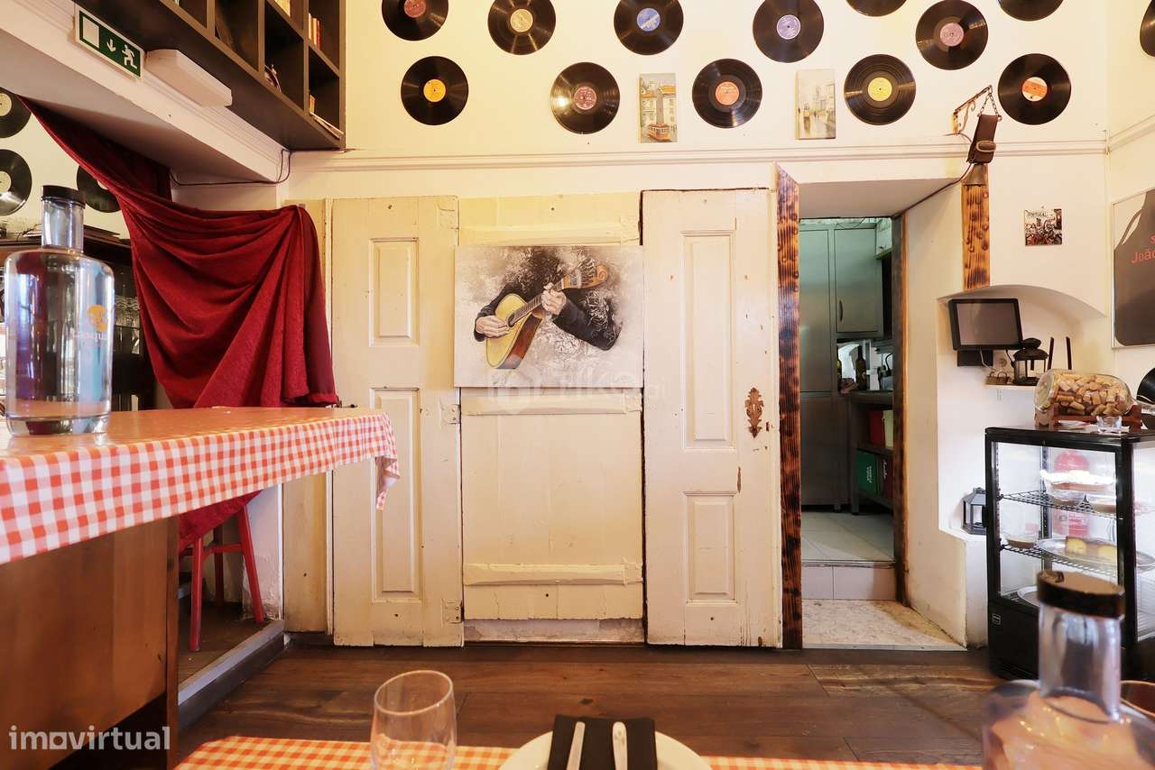 Oportunidade Única: Trespasse de Restaurante "Tasquinha Canto do Fado"-13