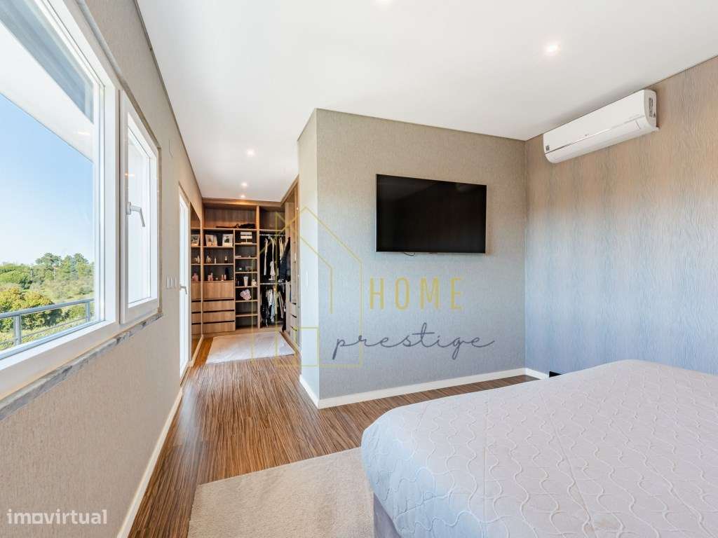 Moradia T4 na Urbanização Jardins de Santiago- Setúbal-40