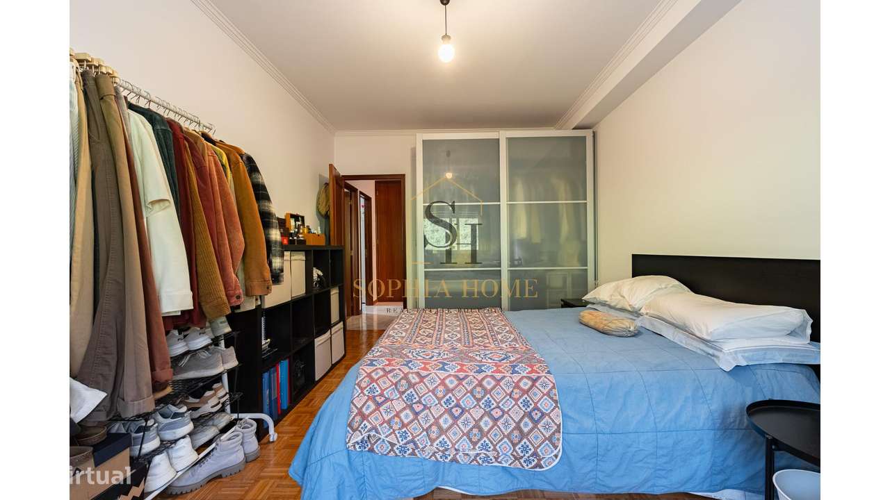 T2 c/ terraço e box, em Mafamude-17