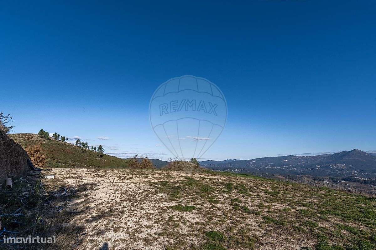 Moradia T4 em Celorico de bastos - Grande imagem: 5/44