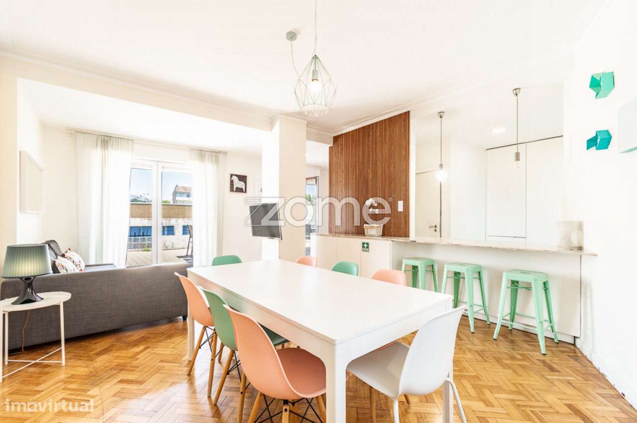 Apartamento luminoso T2+1 com varanda na Avenida Rodrigues de Freitas-7