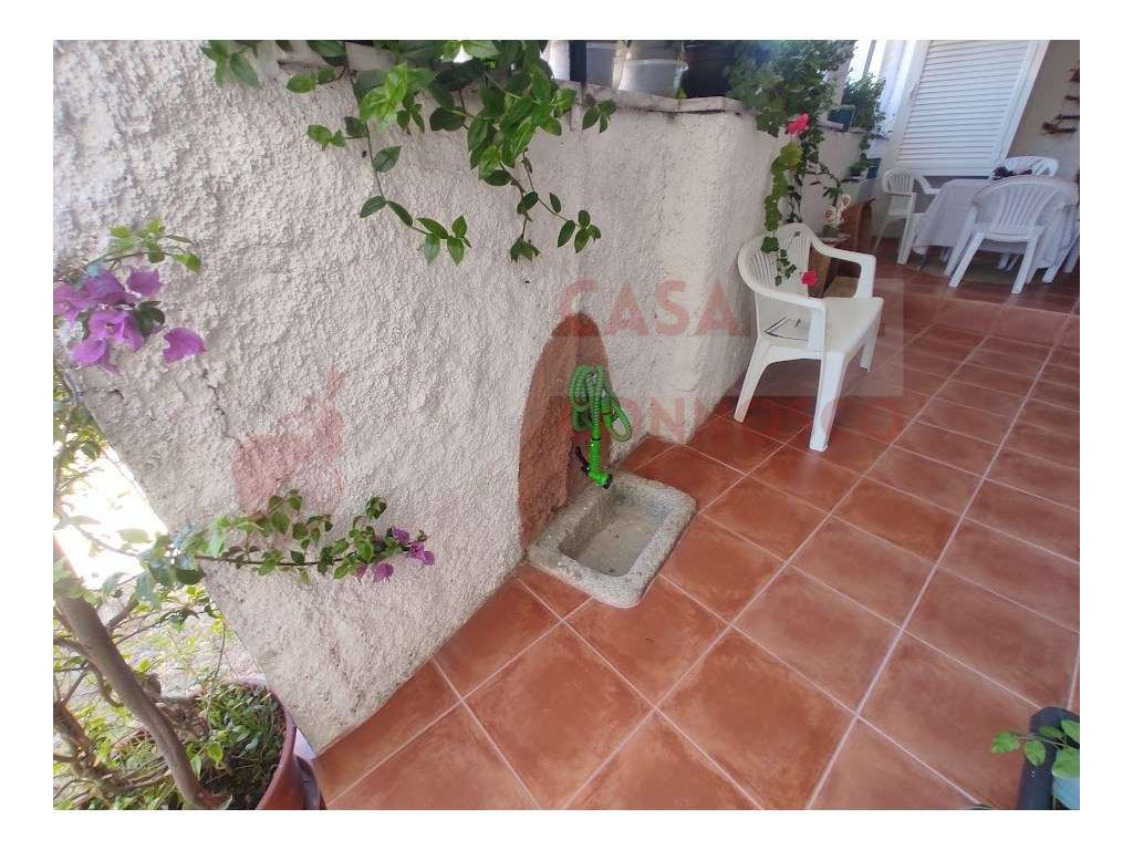 Moradia T3 , zona tranquila.-24