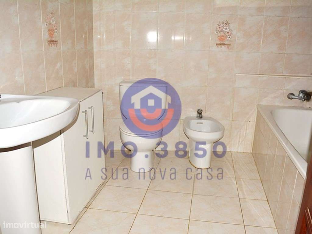 Moradia T3 em Sangalhos-6