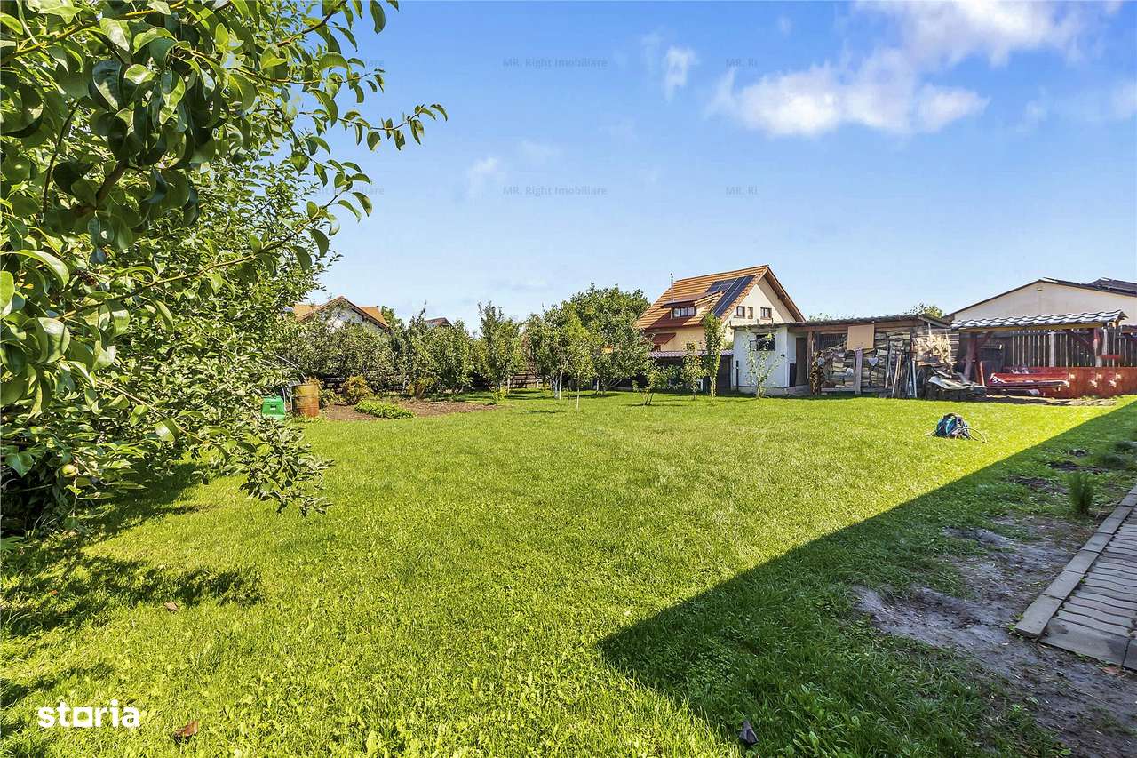 Casa Vila superba cu 5 camere si 922 mp teren Harman Brasov-3