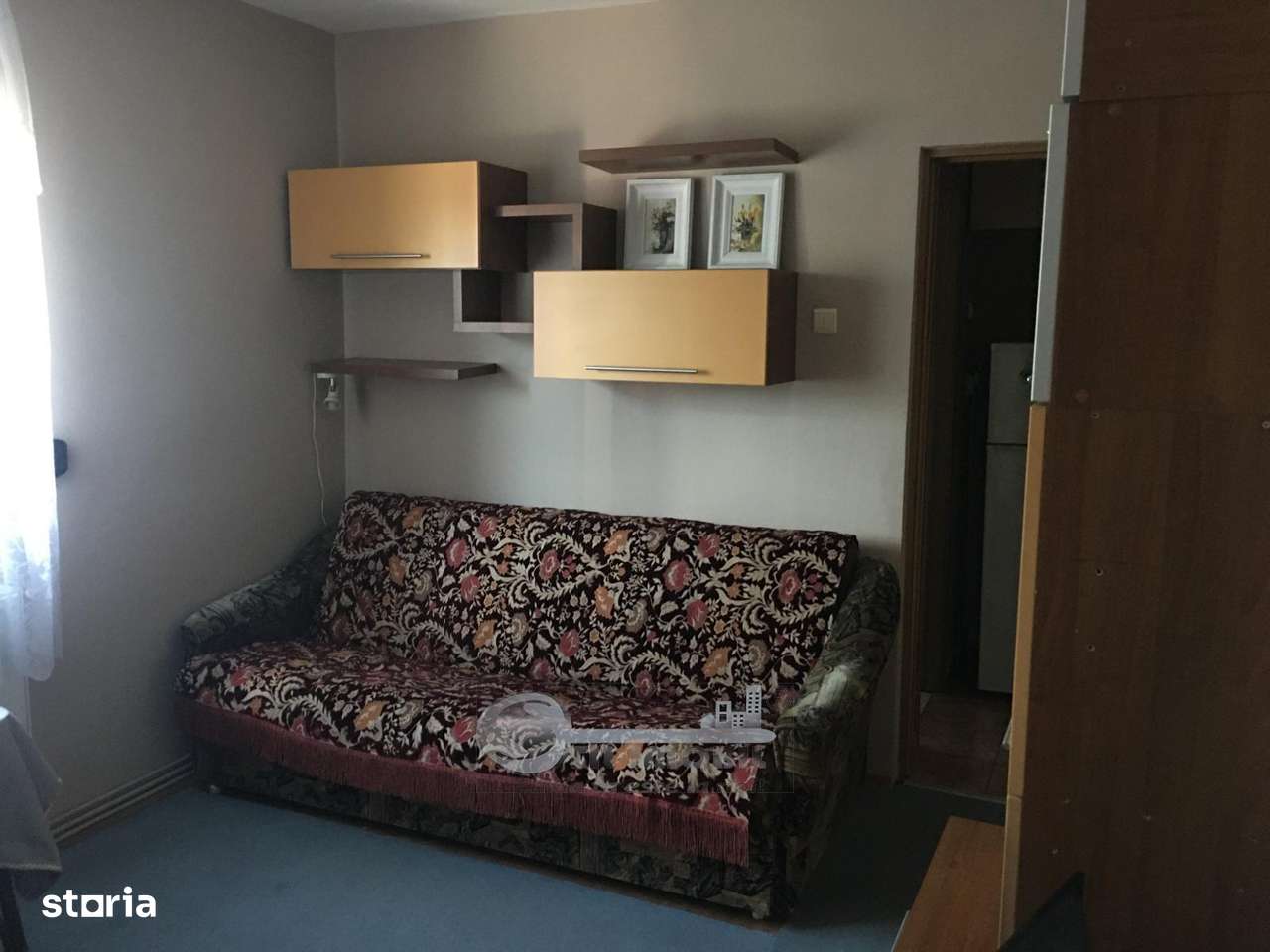 Garsonieră de închiriat – Bd. Poitiers, etaj 23, centrală proprie