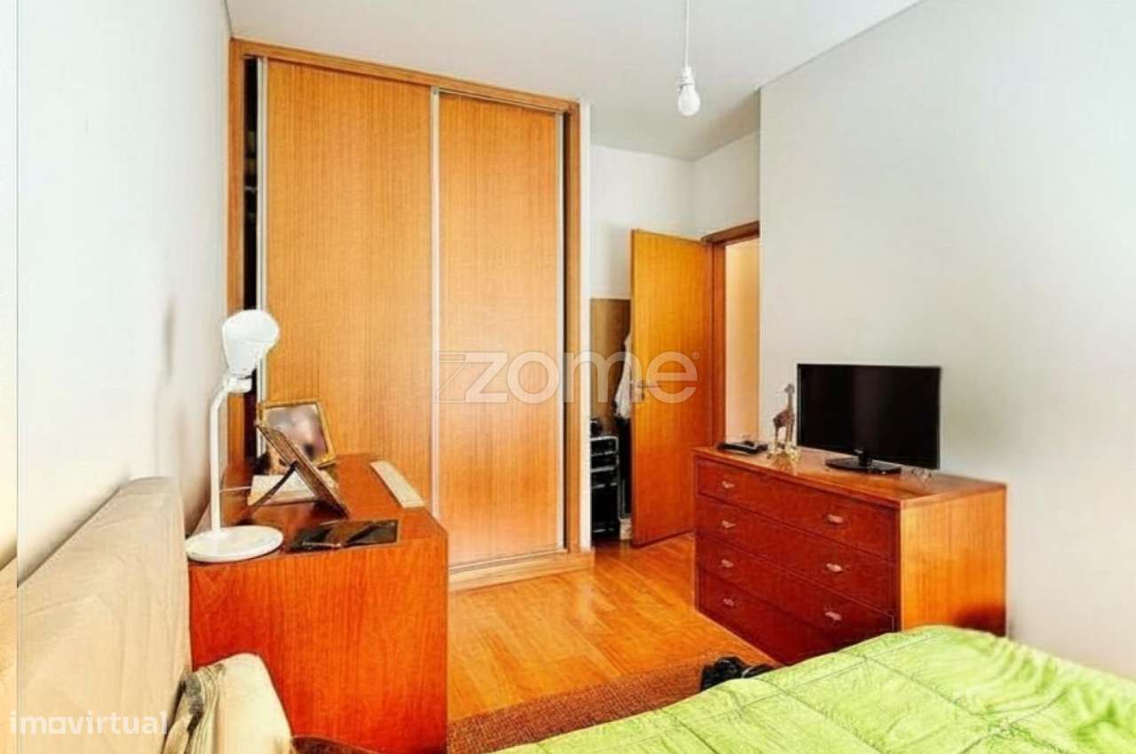 Apartamento T4 ISCAP-17