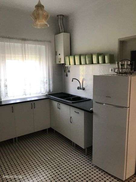 Alugo T2 nos Capuchos Alcobaca - Grande imagem: 5/7