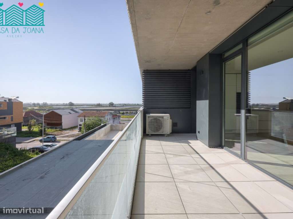 Apartamento T3 com Lugar de Garagem em Aveiro-18