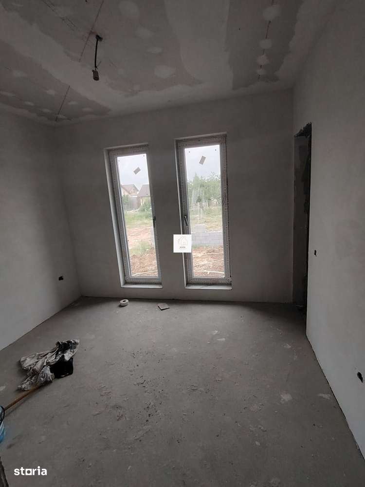 Casa 4 camere Crevedia-3