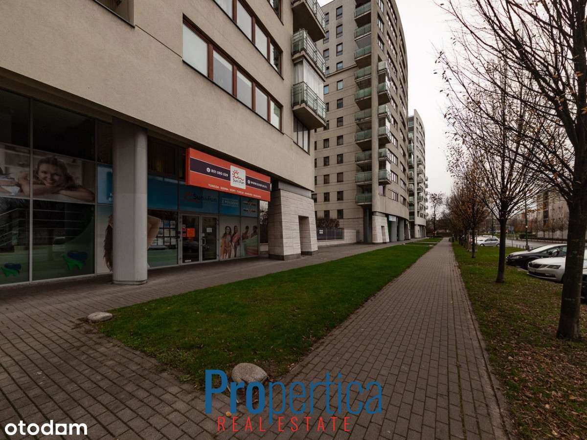 Atrakcyjny Lokal Usługowo Biurowy z Dużą Witryną!-6