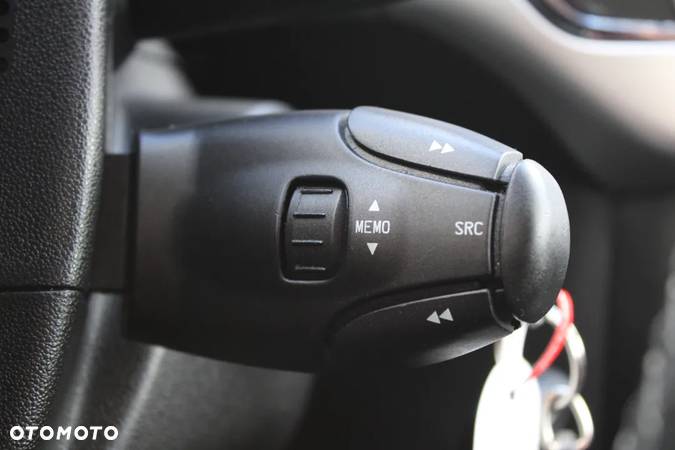 Citroën C3 1.4 HDi First - 18