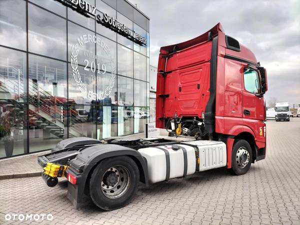 Mercedes-Benz Actros - 4