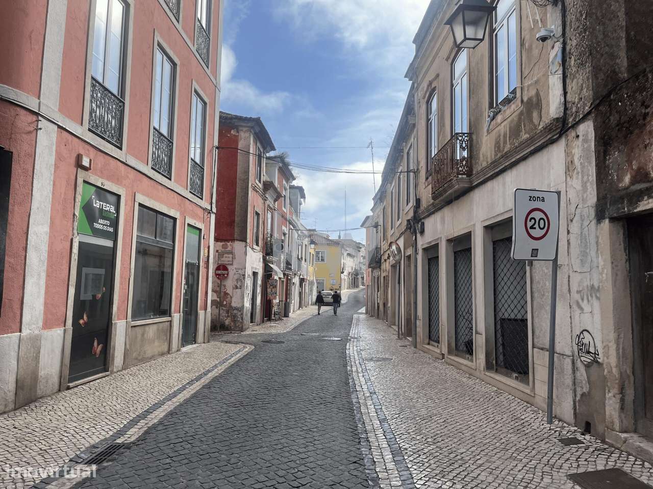 Prédio na Cidade de Santarém - Grande imagem: 4/14