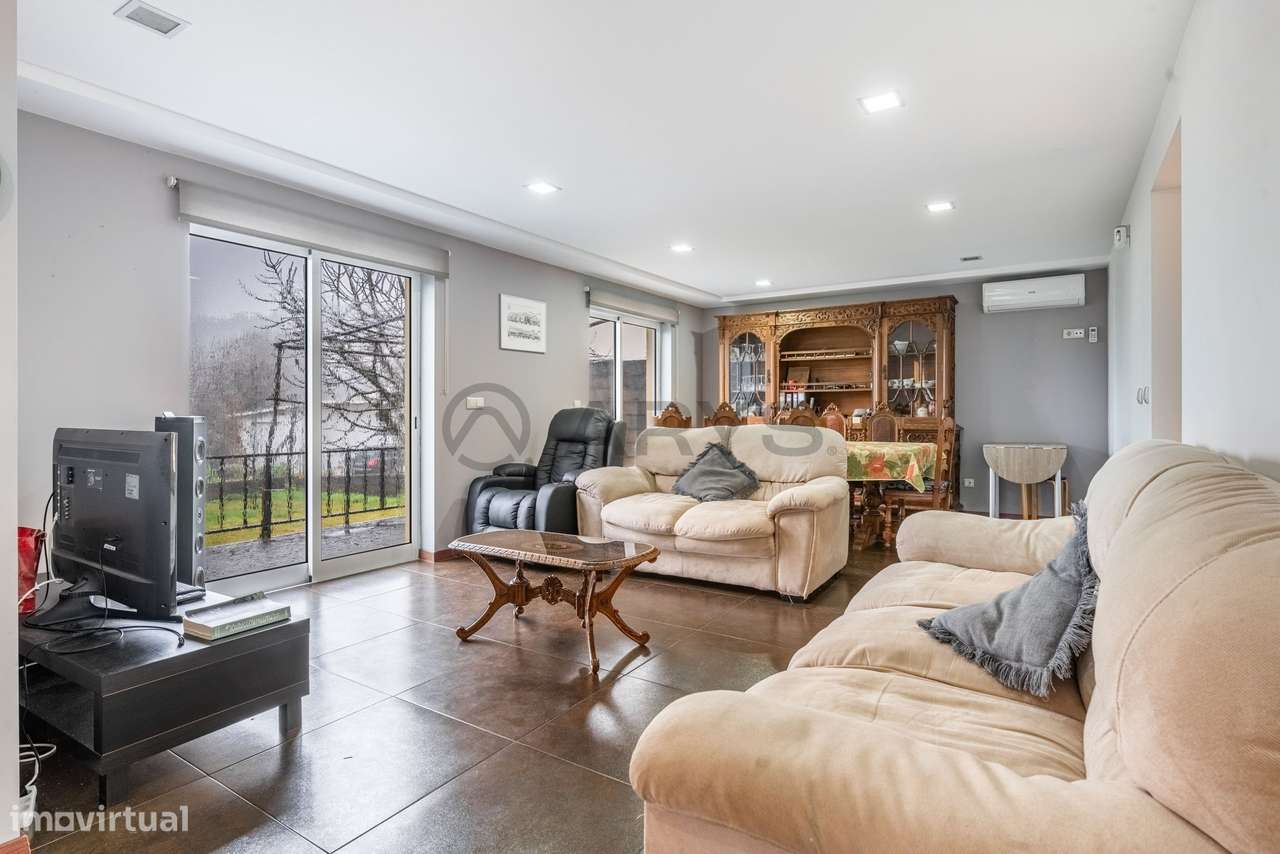 Moradia Isolada T4 em Sobreposta - Grande imagem: 3/32