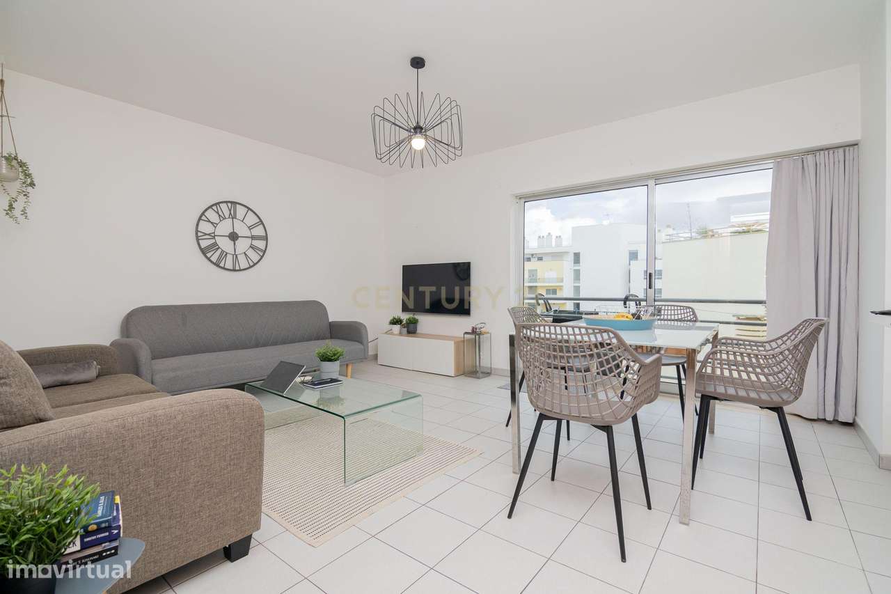 NÃO PERCA ESTA GRANDE OPORTUNIDADE! APARTAMENTO T1 MODERNO E ESPAÇOSO - Grande imagem: 5/17