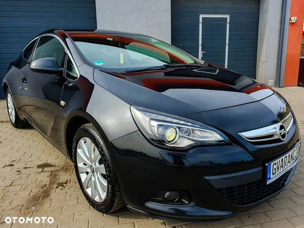 Opel Astra GTC 1.4 Turbo - 12